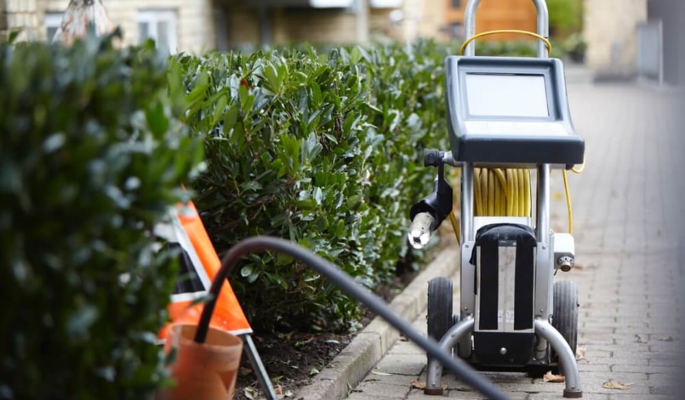 Stroempeforing af kloak i boligomraade